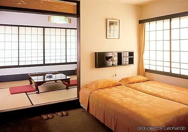 Hotel Tozankaku Kyoto 3*,